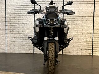2026 BMW R 1300 GS Adventure, зелёный, 3777000 рублей, вид 5