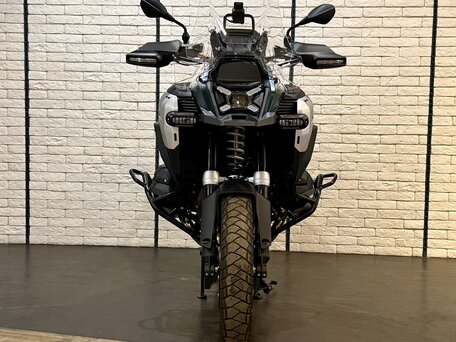 2026 BMW R 1300 GS Adventure, зелёный, 3777000 рублей, вид 5