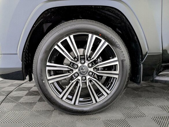 2026 Lexus LX 600 IV, чёрный - вид 7