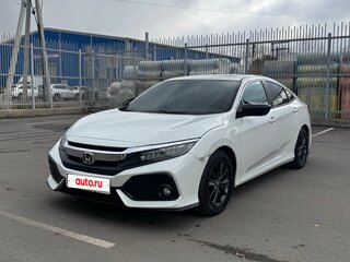 2021 Honda Civic X Рестайлинг, белый, 2490000 рублей, вид 1