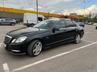2011 Mercedes-Benz E-Класс 350 IV (W212, S212, C207), чёрный, 1650000 рублей, вид 1