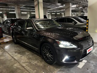 2013 Lexus LS 600h IV Рестайлинг 2, коричневый, 2800000 рублей, вид 4