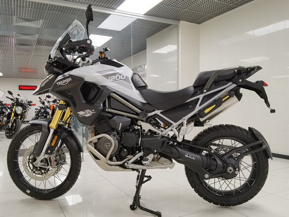 2023 Triumph Tiger 1200, белый, 1950000 рублей - вид 14