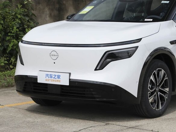 2026 Nissan NX8 81 kWh, белый - вид 1