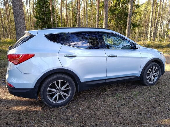 2013 Hyundai Santa Fe III, голубой, 1350000 рублей - вид 4