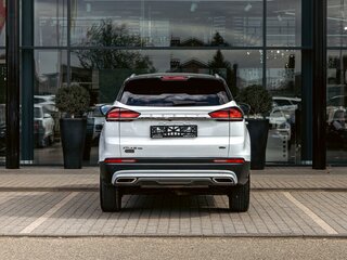 2023 Geely Atlas Pro, белый, 1755000 рублей, вид 5