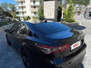 2023 Toyota Camry VIII (XV70) Рестайлинг, чёрный, 2950000 рублей, вид 2