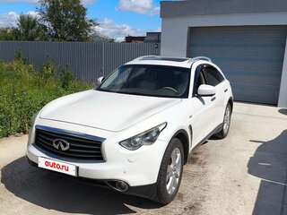 2012 Infiniti FX37 II (S51) Рестайлинг, белый, 1700000 рублей, вид 1