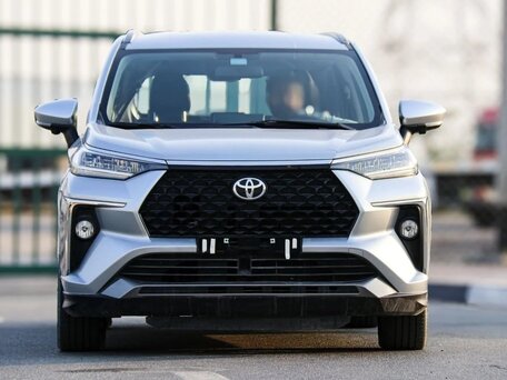 2023 Toyota Veloz, серебристый, 2250000 рублей, вид 2