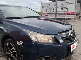 2010 Chevrolet Cruze I, синий, 370000 рублей, вид 5