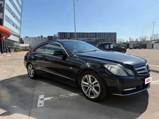 2011 Mercedes-Benz E-Класс 250 5G-Tronic IV (W212, S212, C207), чёрный, 1290000 рублей, вид 1