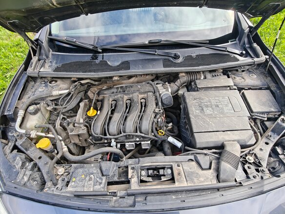 2011 Renault Fluence I, серый, 750000 рублей - вид 14