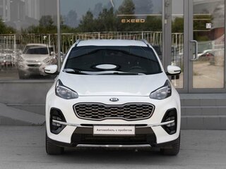 2020 Kia Sportage IV Рестайлинг, белый, 2100000 рублей, вид 2
