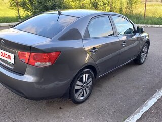 2013 Kia Cerato 6-speed II, серый, 880000 рублей, вид 5
