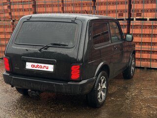 2020 Lada (ВАЗ) 2121 (4x4) Urban I Рестайлинг (2020), чёрный, 690000 рублей, вид 4