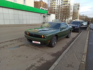 2019 Dodge Challenger III Рестайлинг 2, зелёный, 4150000 рублей, вид 1