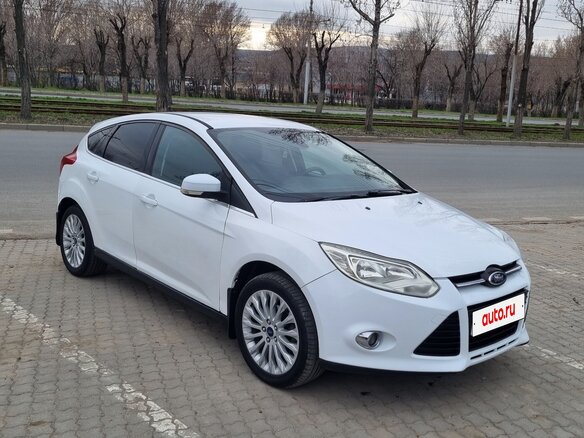 2011 Ford Focus III, белый, 659000 рублей - вид 2