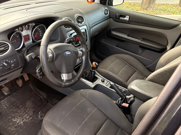 2008 Ford Focus II Рестайлинг, чёрный, 320000 рублей - вид 6