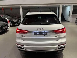 2023 Audi Q3 35 TFSI II (F3), белый, 2560000 рублей, вид 3
