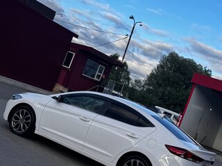 2018 Hyundai Elantra VI (AD), белый, 1149999 рублей, вид 5