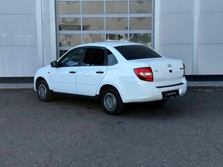 2016 Lada (ВАЗ) Granta I, белый, 500000 рублей, вид 3