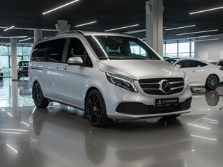 2020 Mercedes-Benz V-Класс Long 300 d длинный III (W447) Рестайлинг, серебристый, 7500000 рублей, вид 2