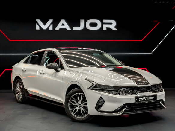 2022 Kia K5 III, белый, 2425000 рублей - вид 2