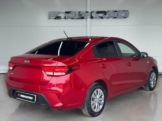 2019 Kia Rio IV, красный, 1419000 рублей, вид 3