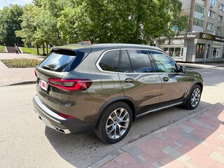 2020 BMW X5 40i IV (G05/G18), коричневый, 7200000 рублей, вид 4