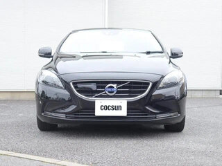 2015 Volvo V40 II, чёрный, 798008 рублей, вид 2