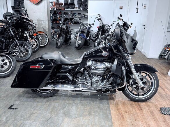 2019 Harley-Davidson Street Glide Special, чёрный, 1699000 рублей - вид 2