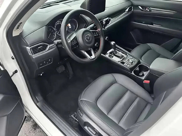 2026 Mazda CX-5 II Рестайлинг, белый, 2640000 рублей - вид 3