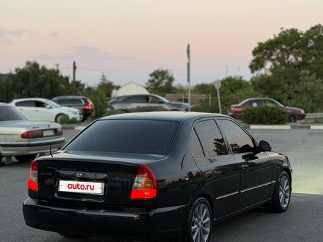 2008 Hyundai Accent ТагАЗ II, чёрный, 495000 рублей, вид 4