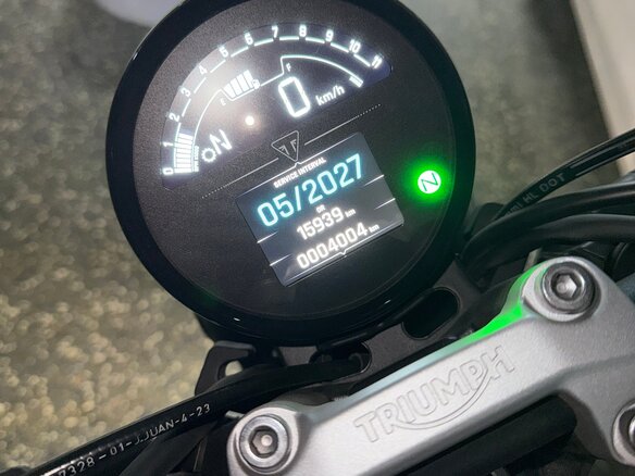 2023 Triumph Trident 660, чёрный, 870000 рублей - вид 5
