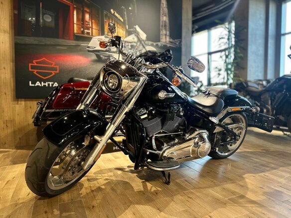 2022 Harley-Davidson Fat Boy, чёрный, 3100000 рублей - вид 10