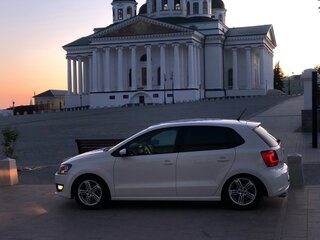 2012 Volkswagen Polo V, белый, 750000 рублей, вид 5
