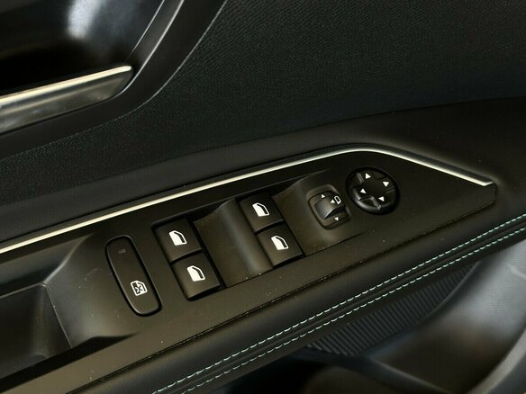 2023 Peugeot 4008 II Рестайлинг, чёрный, 2999000 рублей - вид 11