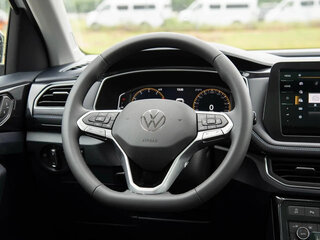 2026 Volkswagen Tharu XR, серый, 2180000 рублей, вид 5