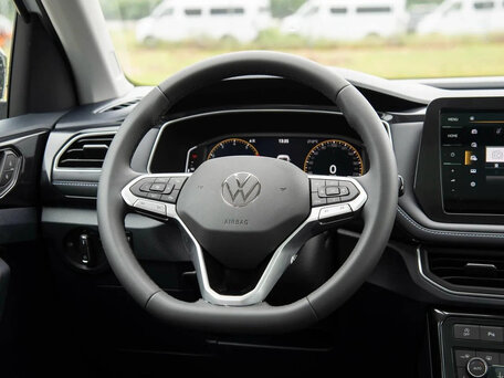 2026 Volkswagen Tharu XR, серый, 2160000 рублей, вид 5