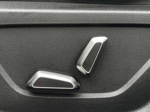 2020 Geely Coolray I, белый, 1677000 рублей - вид 15