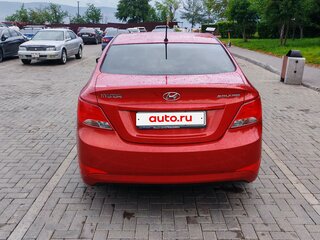 2015 Hyundai Solaris I Рестайлинг, красный, 950000 рублей, вид 5
