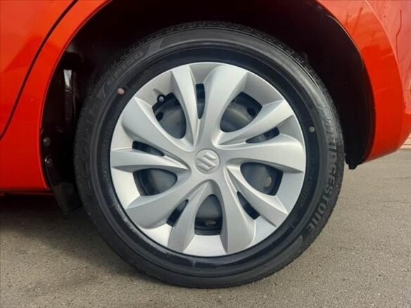 2022 Suzuki Swift V Рестайлинг, оранжевый, 750325 рублей - вид 23