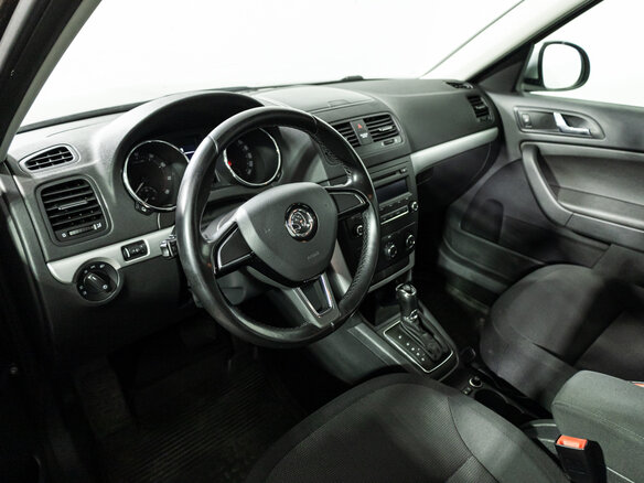 2014 Skoda Yeti I Рестайлинг, коричневый, 919777 рублей - вид 10