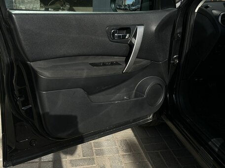 2012 Nissan Qashqai I Рестайлинг, чёрный, 815000 рублей, вид 5