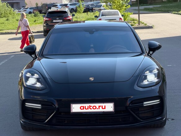2017 Porsche Panamera Turbo II, чёрный, 6600000 рублей - вид 3