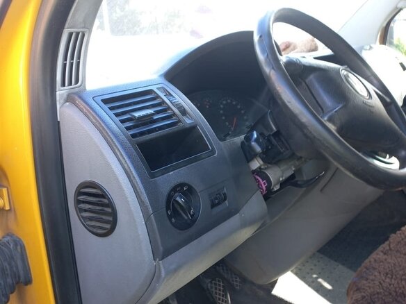 2004 Volkswagen Transporter T5, жёлтый, 1150000 рублей - вид 22