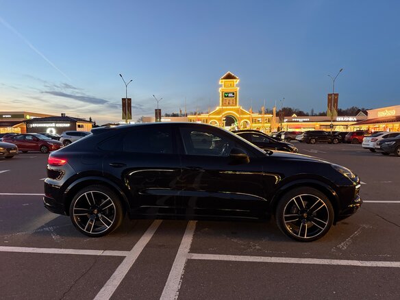 2023 Porsche Cayenne S Coupé III, чёрный, 9700000 рублей - вид 10