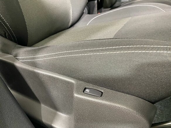 2020 Renault Logan Stepway II Рестайлинг, серый, 1169900 рублей - вид 13