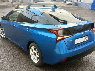 2019 Toyota Prius IV Рестайлинг (XW50), синий, 1750000 рублей, вид 2