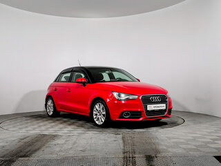 2013 Audi A1 I (8X), красный, 750000 рублей, вид 3